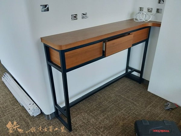 裝潢鐵家具